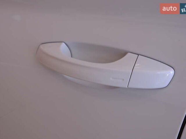 Белый Шкода Kodiaq, объемом двигателя 2 л и пробегом 170 тыс. км за 23900 $, фото 62 на Automoto.ua