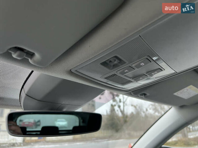 Белый Шкода Kodiaq, объемом двигателя 1.97 л и пробегом 229 тыс. км за 23509 $, фото 19 на Automoto.ua