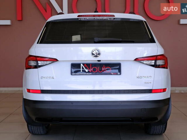 Белый Шкода Kodiaq, объемом двигателя 2 л и пробегом 170 тыс. км за 23900 $, фото 19 на Automoto.ua