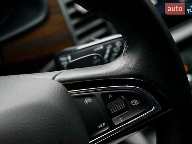 Белый Шкода Kodiaq, объемом двигателя 1.98 л и пробегом 56 тыс. км за 27500 $, фото 22 на Automoto.ua