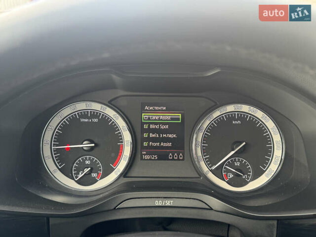 Белый Шкода Kodiaq, объемом двигателя 1.97 л и пробегом 169 тыс. км за 26999 $, фото 59 на Automoto.ua