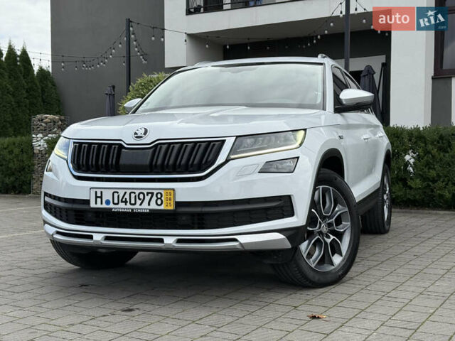 Белый Шкода Kodiaq, объемом двигателя 1.97 л и пробегом 230 тыс. км за 26999 $, фото 1 на Automoto.ua