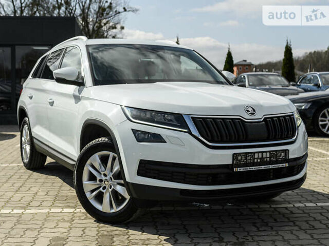 Белый Шкода Kodiaq, объемом двигателя 2 л и пробегом 168 тыс. км за 27990 $, фото 4 на Automoto.ua