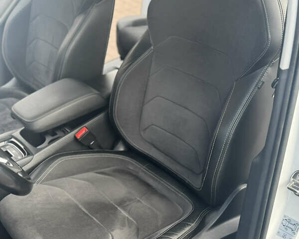 Белый Шкода Kodiaq, объемом двигателя 1.97 л и пробегом 169 тыс. км за 26999 $, фото 46 на Automoto.ua