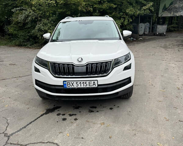 Білий Шкода Kodiaq, об'ємом двигуна 1.97 л та пробігом 218 тис. км за 27300 $, фото 6 на Automoto.ua
