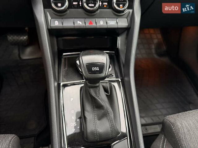 Белый Шкода Kodiaq, объемом двигателя 0 л и пробегом 377 тыс. км за 22500 $, фото 16 на Automoto.ua