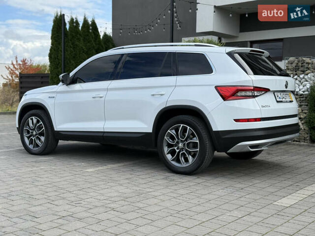 Белый Шкода Kodiaq, объемом двигателя 1.97 л и пробегом 230 тыс. км за 26999 $, фото 30 на Automoto.ua