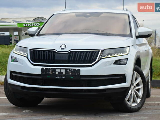Білий Шкода Kodiaq, об'ємом двигуна 2 л та пробігом 245 тис. км за 26750 $, фото 13 на Automoto.ua