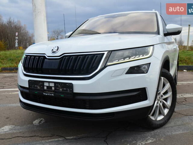 Білий Шкода Kodiaq, об'ємом двигуна 2 л та пробігом 285 тис. км за 25950 $, фото 10 на Automoto.ua