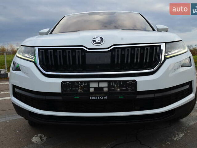 Білий Шкода Kodiaq, об'ємом двигуна 2 л та пробігом 245 тис. км за 26750 $, фото 16 на Automoto.ua