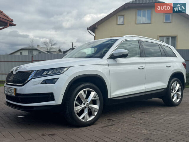 Белый Шкода Kodiaq, объемом двигателя 1.97 л и пробегом 169 тыс. км за 26999 $, фото 16 на Automoto.ua