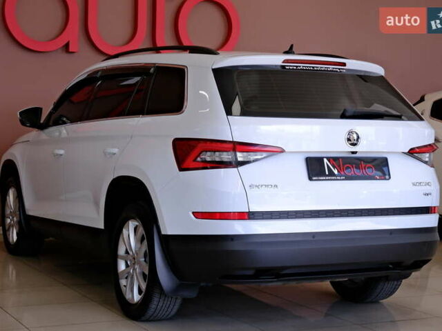 Белый Шкода Kodiaq, объемом двигателя 2 л и пробегом 170 тыс. км за 23900 $, фото 23 на Automoto.ua
