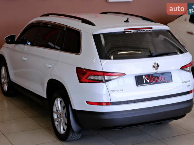 Белый Шкода Kodiaq, объемом двигателя 2 л и пробегом 170 тыс. км за 23900 $, фото 22 на Automoto.ua