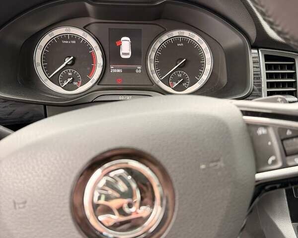 Білий Шкода Kodiaq, об'ємом двигуна 1.98 л та пробігом 259 тис. км за 22000 $, фото 6 на Automoto.ua