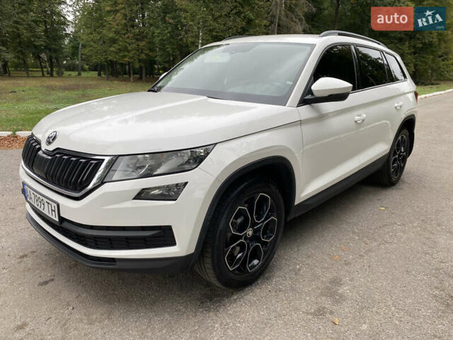 Белый Шкода Kodiaq, объемом двигателя 1.98 л и пробегом 252 тыс. км за 22500 $, фото 9 на Automoto.ua