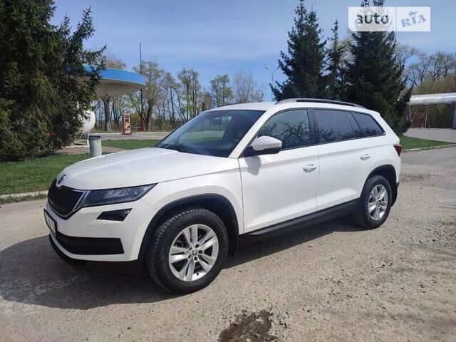 Белый Шкода Kodiaq, объемом двигателя 1.97 л и пробегом 276 тыс. км за 22500 $, фото 37 на Automoto.ua