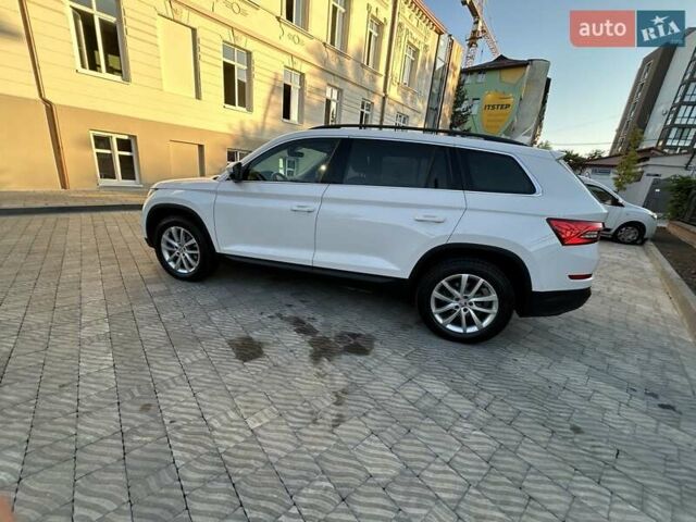 Белый Шкода Kodiaq, объемом двигателя 1.97 л и пробегом 279 тыс. км за 22650 $, фото 28 на Automoto.ua