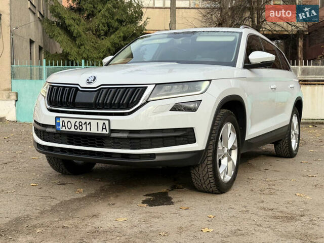 Белый Шкода Kodiaq, объемом двигателя 1.97 л и пробегом 263 тыс. км за 23800 $, фото 18 на Automoto.ua