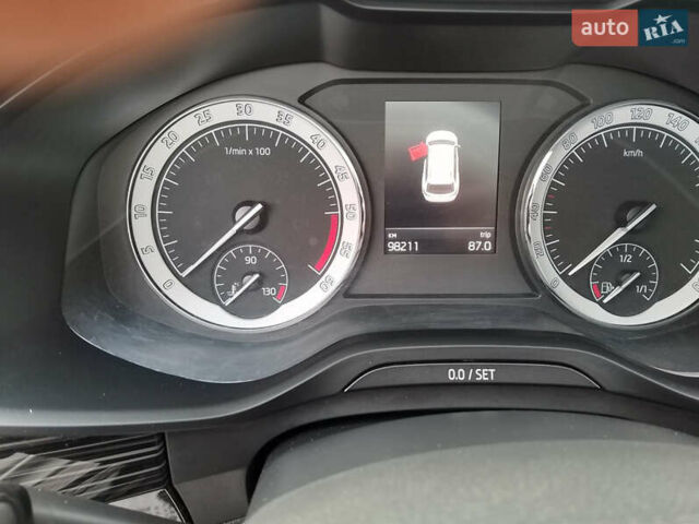 Белый Шкода Kodiaq, объемом двигателя 1.97 л и пробегом 98 тыс. км за 28500 $, фото 27 на Automoto.ua