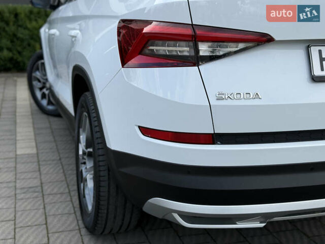Белый Шкода Kodiaq, объемом двигателя 1.97 л и пробегом 230 тыс. км за 26999 $, фото 25 на Automoto.ua