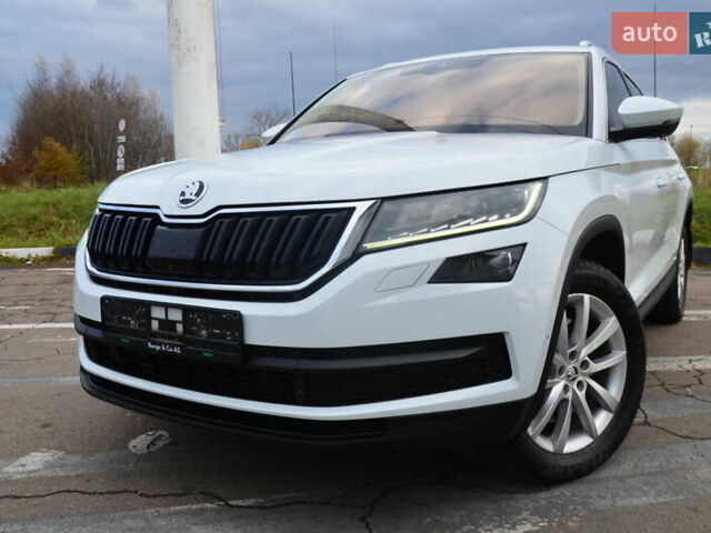 Білий Шкода Kodiaq, об'ємом двигуна 2 л та пробігом 285 тис. км за 25950 $, фото 2 на Automoto.ua