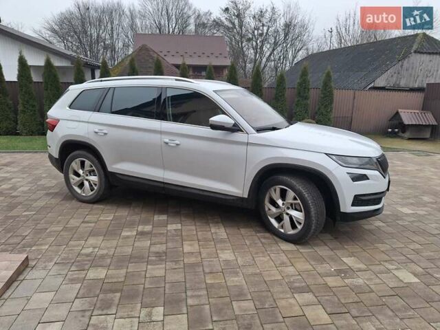 Белый Шкода Kodiaq, объемом двигателя 2 л и пробегом 198 тыс. км за 23999 $, фото 7 на Automoto.ua
