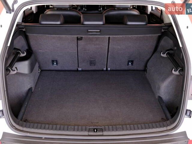 Белый Шкода Kodiaq, объемом двигателя 2 л и пробегом 170 тыс. км за 23900 $, фото 65 на Automoto.ua