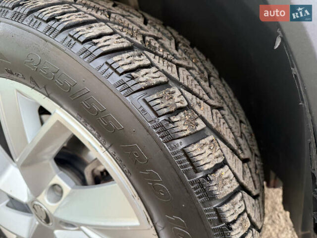 Белый Шкода Kodiaq, объемом двигателя 1.97 л и пробегом 263 тыс. км за 23800 $, фото 40 на Automoto.ua