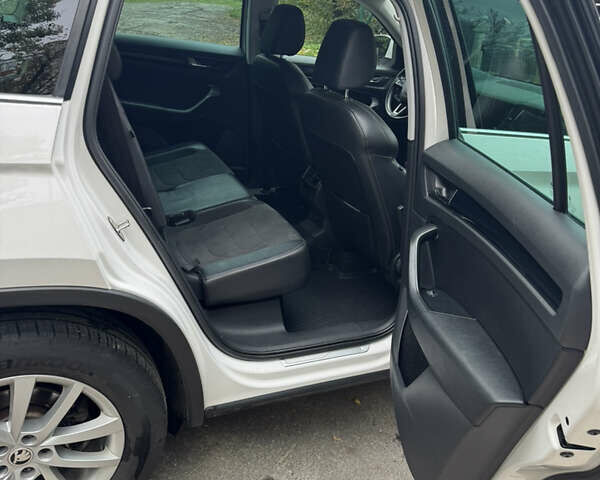 Білий Шкода Kodiaq, об'ємом двигуна 1.97 л та пробігом 218 тис. км за 27300 $, фото 16 на Automoto.ua