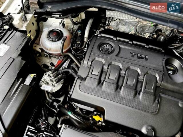 Белый Шкода Kodiaq, объемом двигателя 1.97 л и пробегом 100 тыс. км за 29900 $, фото 60 на Automoto.ua