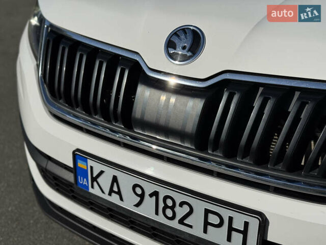 Белый Шкода Kodiaq, объемом двигателя 1.98 л и пробегом 238 тыс. км за 21500 $, фото 2 на Automoto.ua
