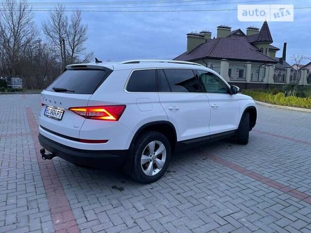 Білий Шкода Kodiaq, об'ємом двигуна 2 л та пробігом 99 тис. км за 34500 $, фото 12 на Automoto.ua