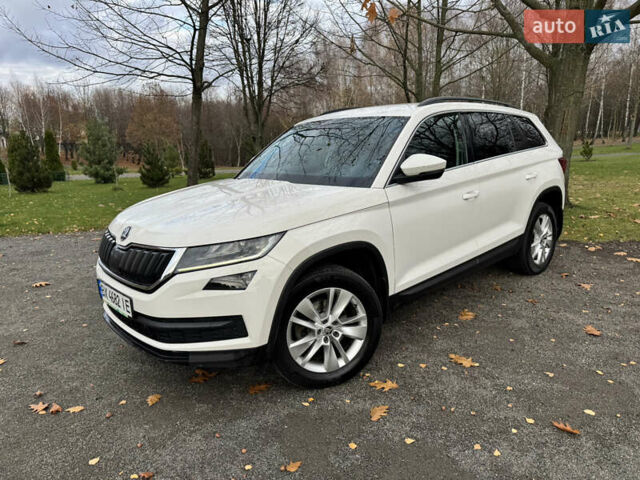 Білий Шкода Kodiaq, об'ємом двигуна 1.97 л та пробігом 131 тис. км за 29750 $, фото 2 на Automoto.ua