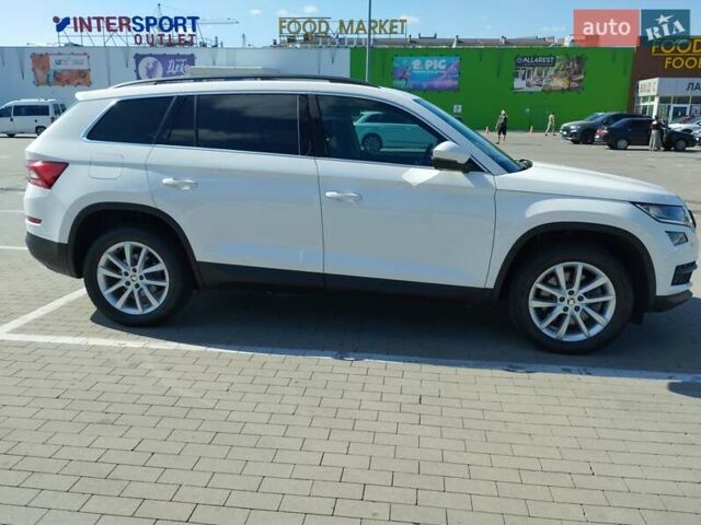 Білий Шкода Kodiaq, об'ємом двигуна 1.97 л та пробігом 239 тис. км за 24500 $, фото 4 на Automoto.ua