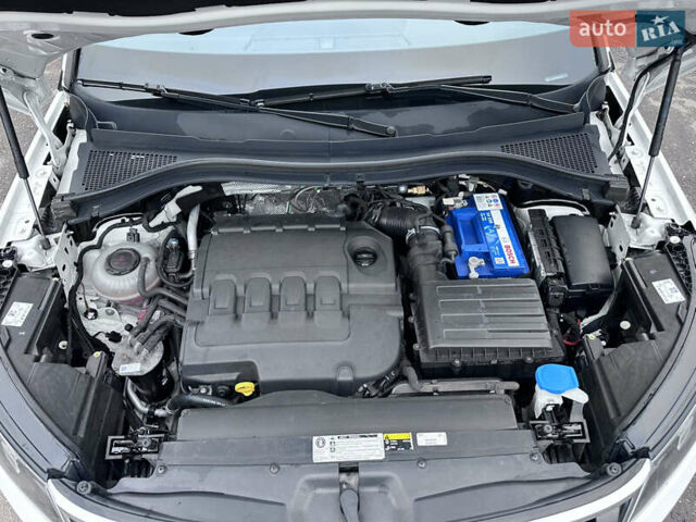 Белый Шкода Kodiaq, объемом двигателя 1.97 л и пробегом 200 тыс. км за 23000 $, фото 40 на Automoto.ua