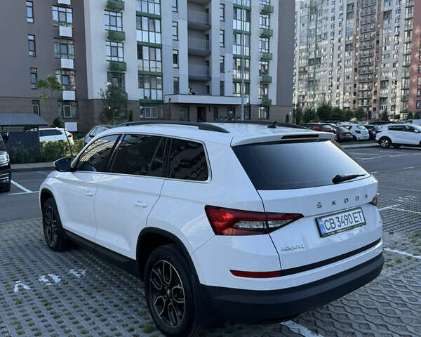 Белый Шкода Kodiaq, объемом двигателя 1.97 л и пробегом 170 тыс. км за 27200 $, фото 6 на Automoto.ua