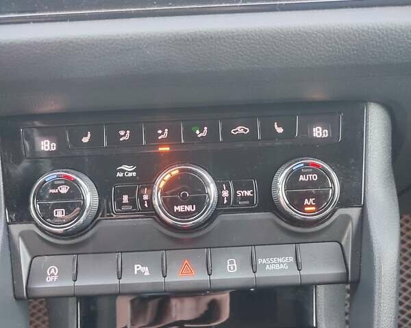 Білий Шкода Kodiaq, об'ємом двигуна 1.97 л та пробігом 215 тис. км за 27700 $, фото 34 на Automoto.ua