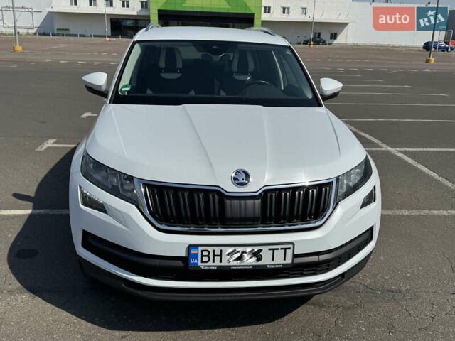 Белый Шкода Kodiaq, объемом двигателя 1.97 л и пробегом 235 тыс. км за 24000 $, фото 7 на Automoto.ua