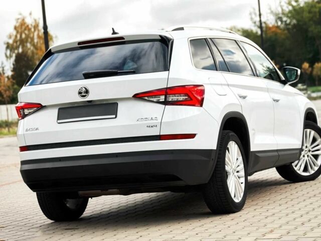 Шкода Kodiaq 2019 у Одесі на Automoto.ua Білий Шкода Kodiaq, об'ємом двигуна 2 л та пробігом 55 тис. км за 20000 $, фото 3 на Automoto.ua