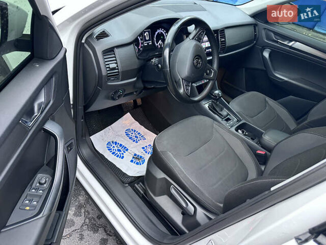Білий Шкода Kodiaq, об'ємом двигуна 1.97 л та пробігом 200 тис. км за 24950 $, фото 28 на Automoto.ua