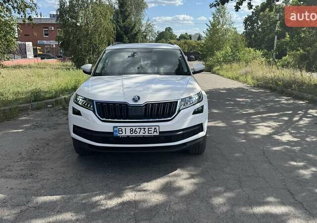 Белый Шкода Kodiaq, объемом двигателя 1.98 л и пробегом 95 тыс. км за 26500 $, фото 7 на Automoto.ua