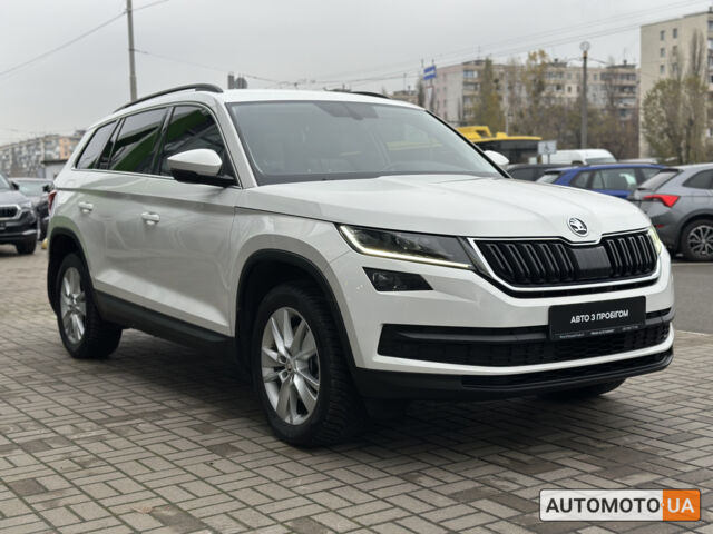 Белый Шкода Kodiaq, объемом двигателя 2 л и пробегом 154 тыс. км за 27000 $, фото 7 на Automoto.ua