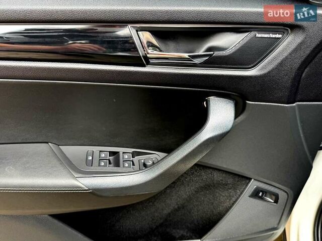 Белый Шкода Kodiaq, объемом двигателя 1.97 л и пробегом 100 тыс. км за 29900 $, фото 36 на Automoto.ua
