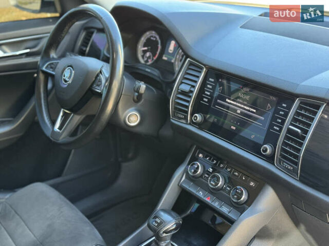 Белый Шкода Kodiaq, объемом двигателя 1.98 л и пробегом 238 тыс. км за 21500 $, фото 17 на Automoto.ua