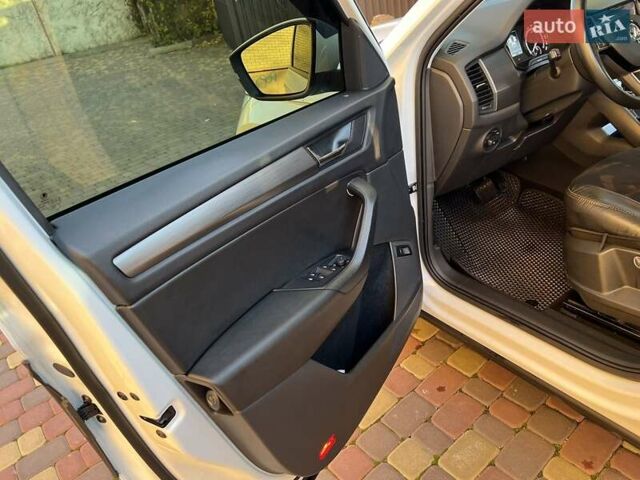 Белый Шкода Kodiaq, объемом двигателя 1.97 л и пробегом 118 тыс. км за 29700 $, фото 17 на Automoto.ua