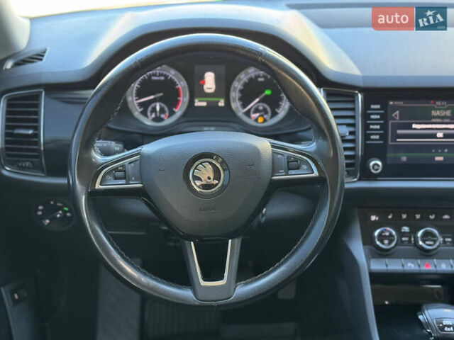 Белый Шкода Kodiaq, объемом двигателя 1.98 л и пробегом 238 тыс. км за 21500 $, фото 22 на Automoto.ua