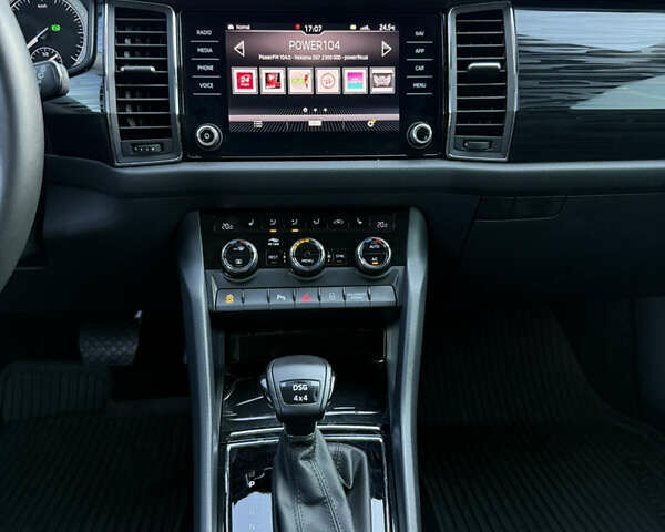 Белый Шкода Kodiaq, объемом двигателя 1.97 л и пробегом 170 тыс. км за 27200 $, фото 19 на Automoto.ua