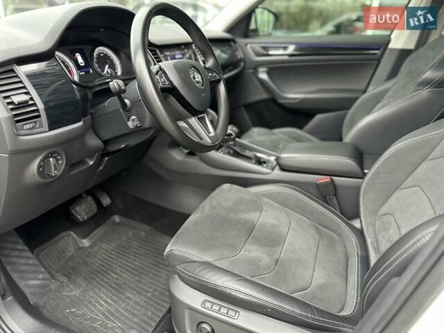 Белый Шкода Kodiaq, объемом двигателя 1.97 л и пробегом 154 тыс. км за 27000 $, фото 9 на Automoto.ua