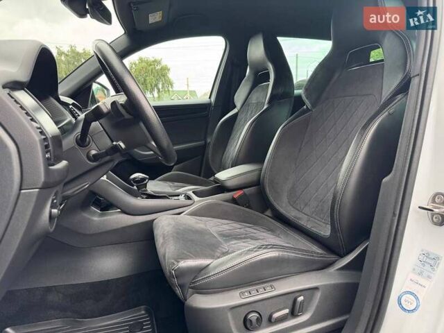 Белый Шкода Kodiaq, объемом двигателя 2 л и пробегом 137 тыс. км за 37600 $, фото 13 на Automoto.ua