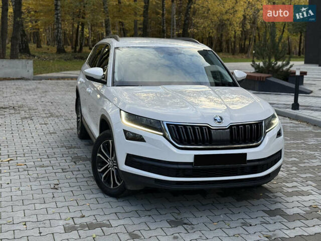 Білий Шкода Kodiaq, об'ємом двигуна 1.97 л та пробігом 79 тис. км за 31000 $, фото 37 на Automoto.ua